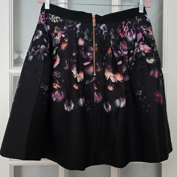 TED BAKER Floral Black Skirt Size TB4 (10) - Picture 2 of 6
